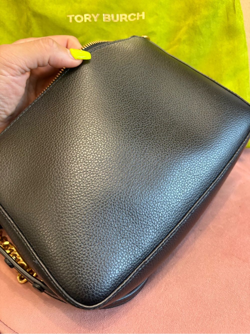 Tory Burch Perry Shoulder Bag - Black with Gold Chain - Picture 7 of 9
